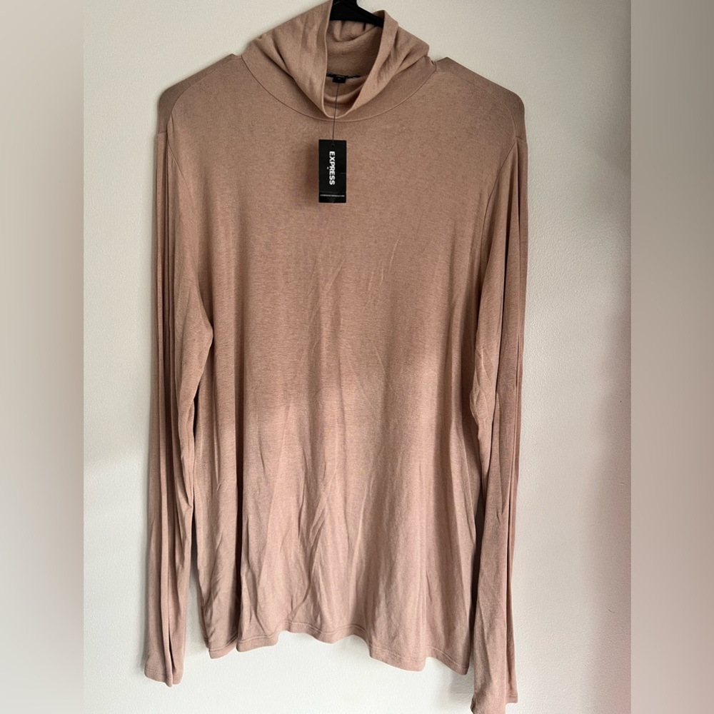 XL Women’s top from Express